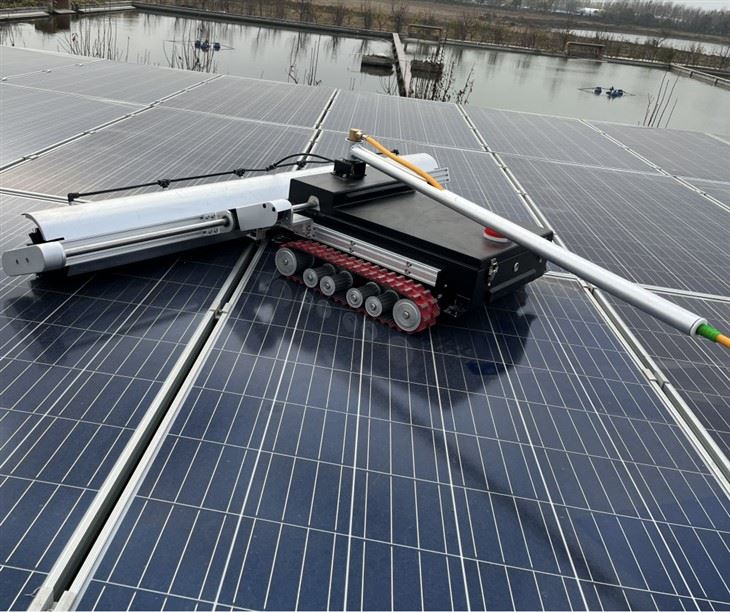 solar Panel Cleaning Robots